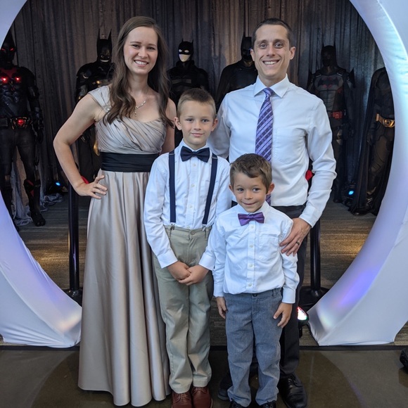 Meet your Posher, Jackie - Picture 3 of 3